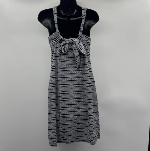 NWOT ATHLETA KIKI SWIM DRESS BLK/WHITE/GREY  W/ADJ STRAPS&BUILT IN BRA - Picture 7 of 11